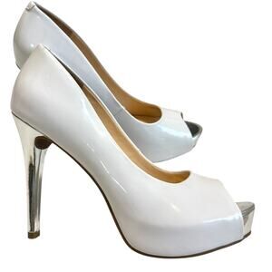 Guess Los Angeles patent 8 1/2 platform peep toe pump 4.5 inch heels 2675